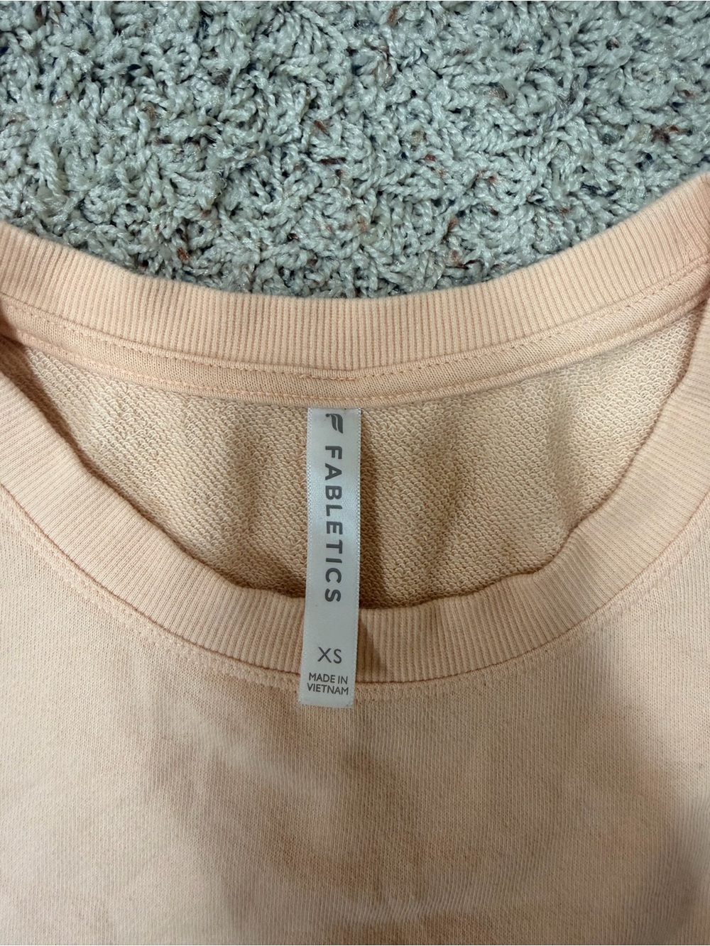 Fabletics Peach Cropped Short Sleeve Crewneck Top - Picture 2 of 4